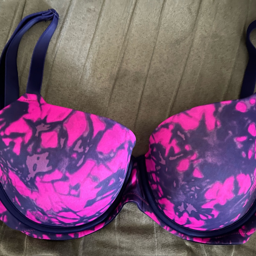 Pink bra NWT